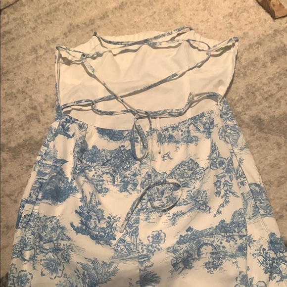 Princess Polly Scenic Print Dress - Picture 3 of 10